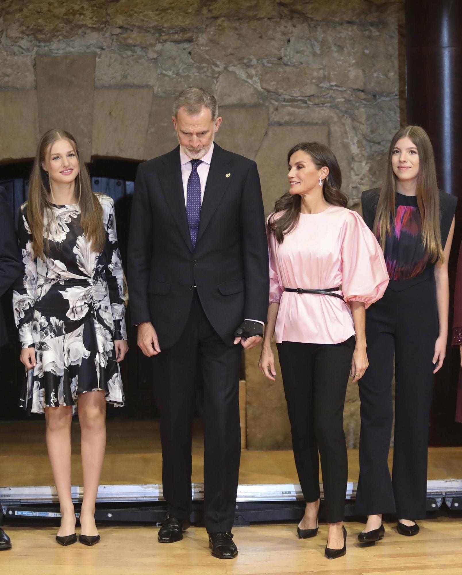 EN IMÁGENES: La Familia Real asiste en Oviedo al concierto de los premios "Princesa de Asturias"