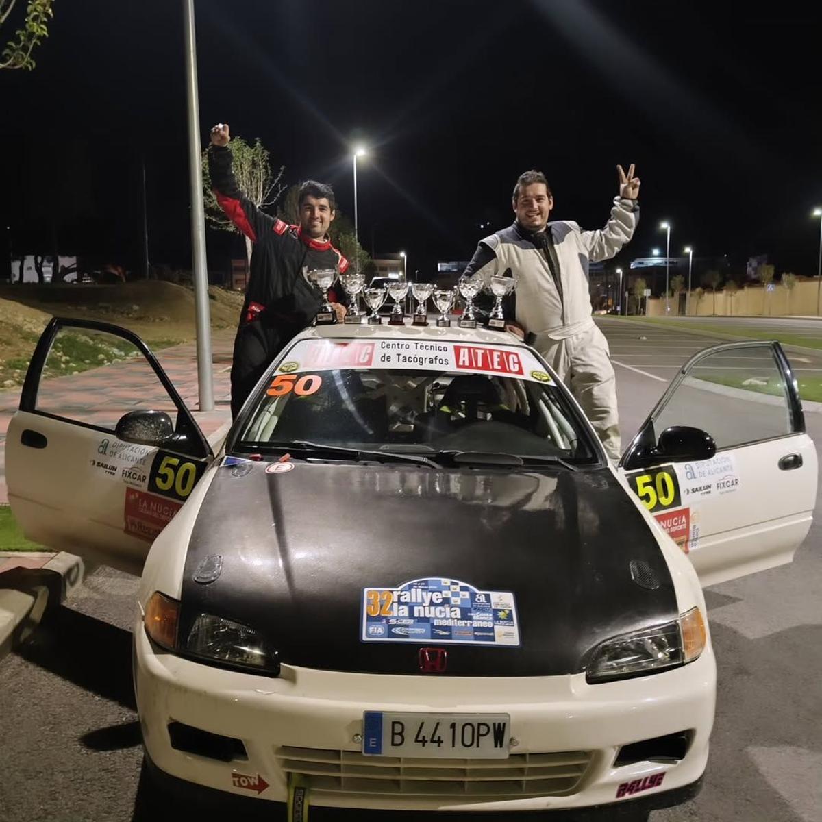 Samuel y Jordi Ortiz, tras una reciente y brillante participación en el Rallye de La Nucía.