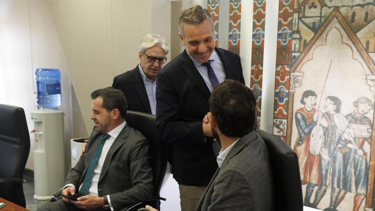 Crisis Vox Murcia | Vox pierde un diputado pero aún no cambia la ...