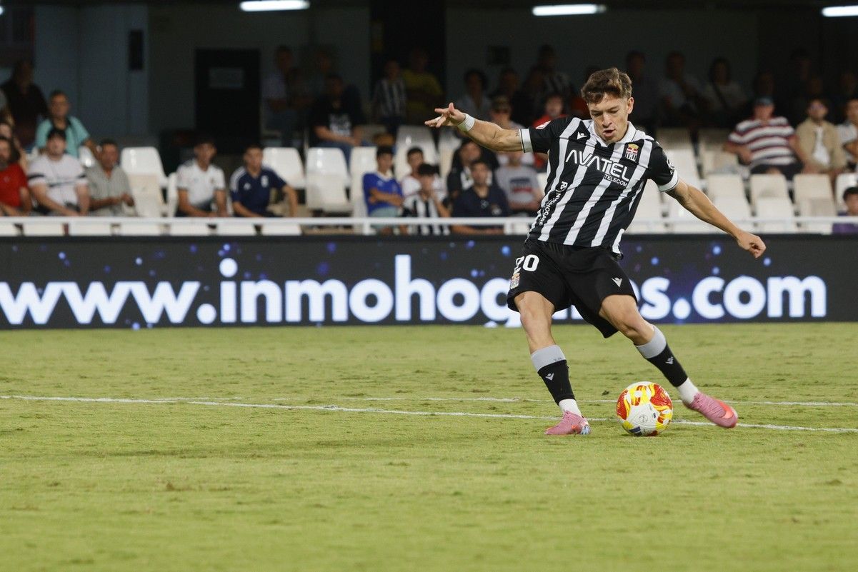 La victoria del FC Cartagena sobre el Tarazona, en imágenes