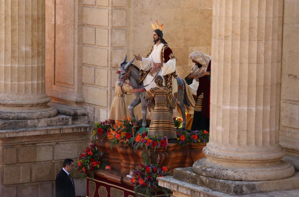 La Borriquita abre la Semana Santa cordobesa