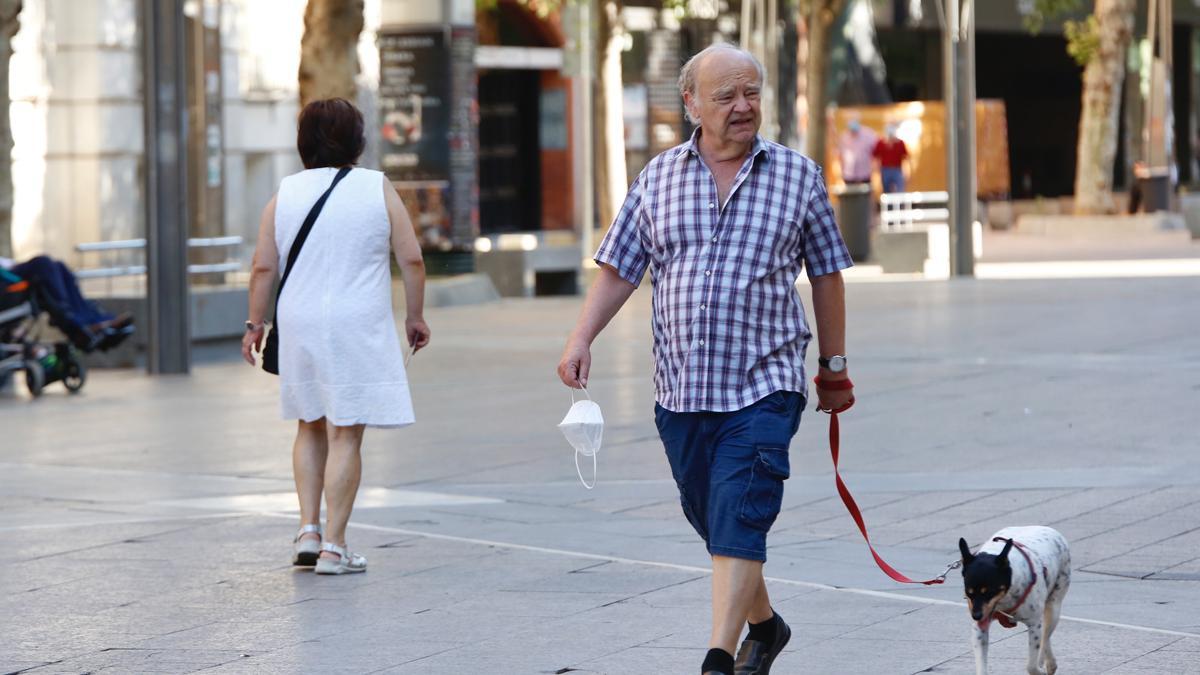 En imágenes: los cordobeses ya pueden salir a la calle sin mascarilla