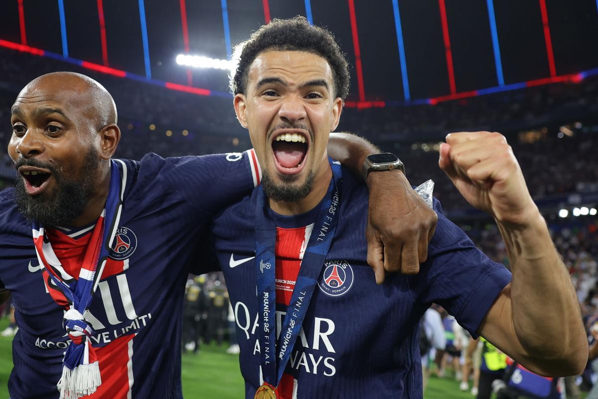 Warren Zaire-Emery celebra la Champions del PSG