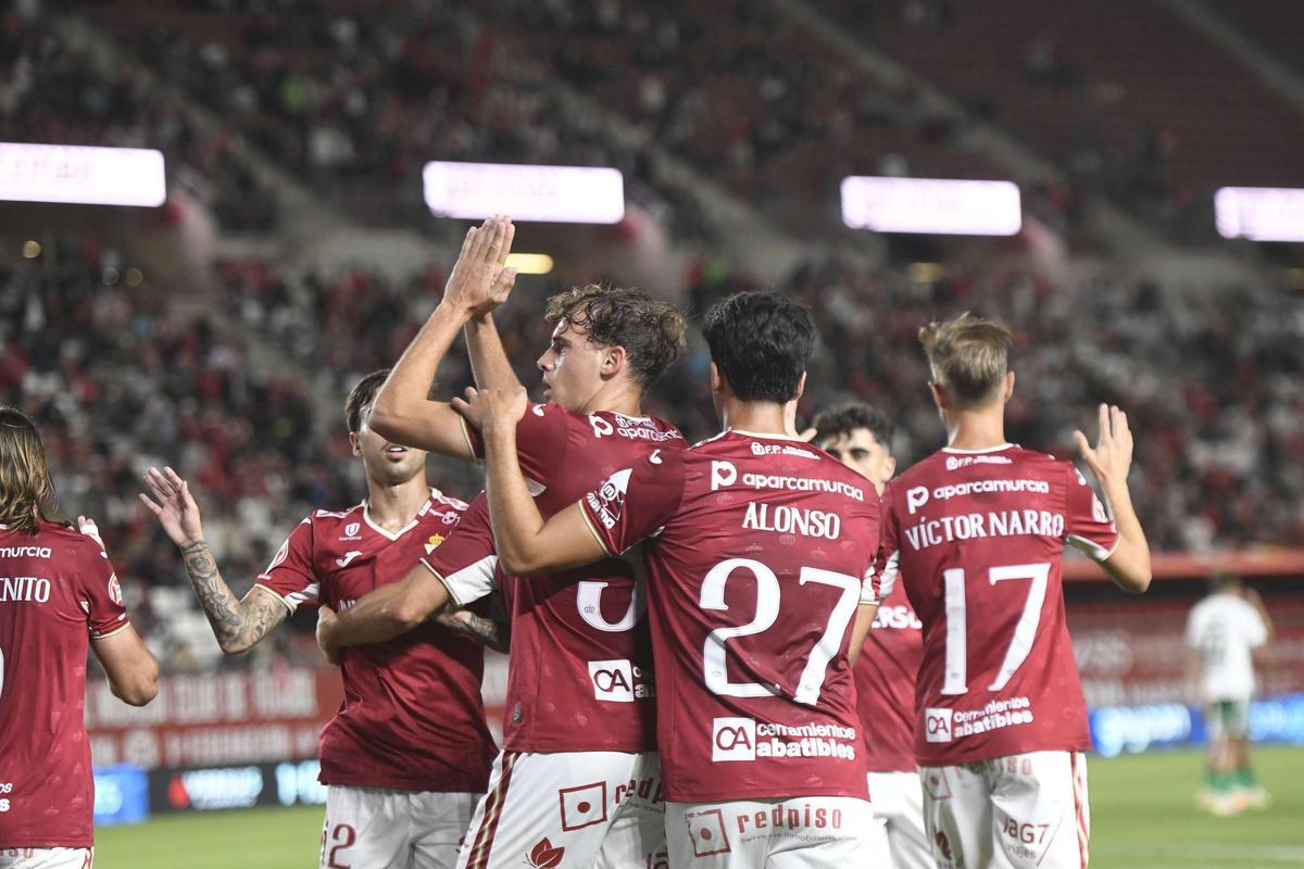 Las mejores imágenes del Real Murcia-Antequera