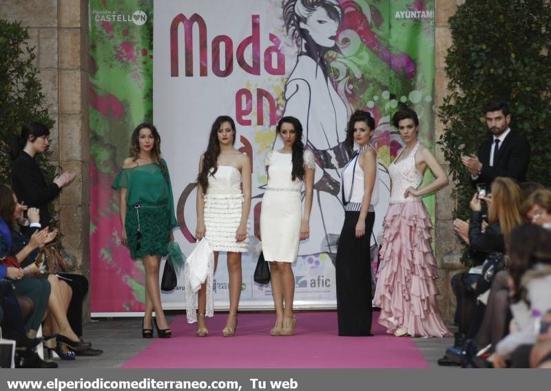 Galería de fotos - - XXII Edición de Moda en la Calle