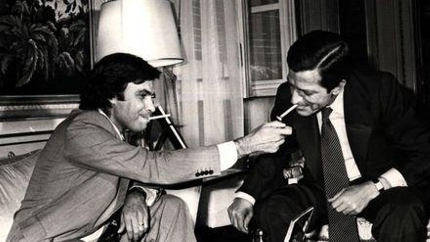 Felipe con Adolfo Suárez, en 1977, año de las primeras elecciones generales tras la Segunda República.