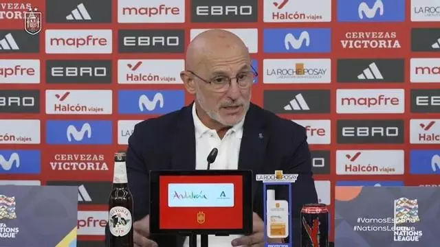 Luis de la Fuente elogia a Lamine: “Siempre pone su fútbol al servicio del grupo”