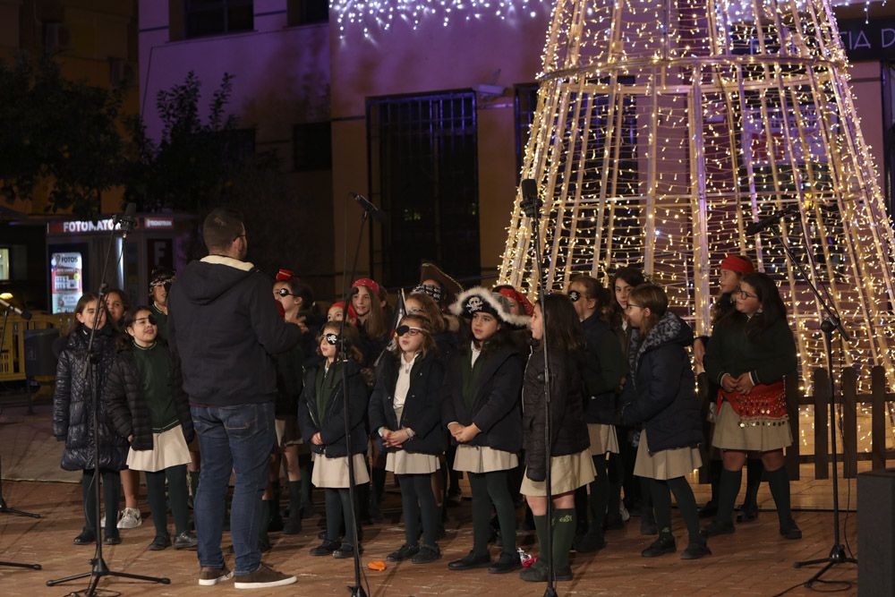 Encendido de las luces de Navidad en el Port de Sagunt.