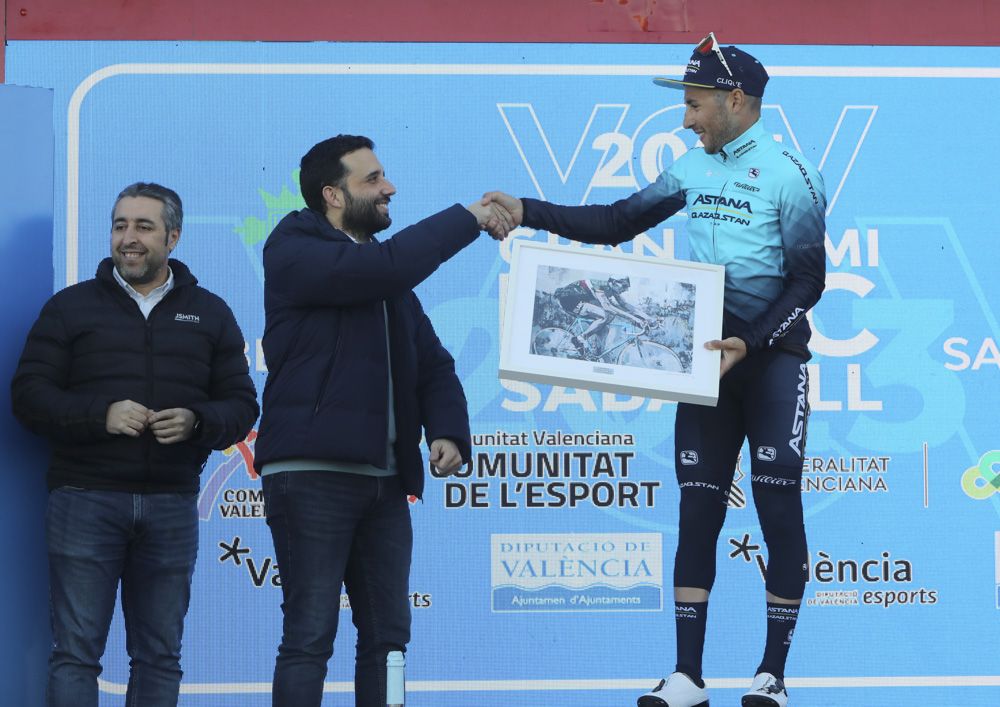 Llegada a Sagunt de la tercera etapa de la Volta Ciclista a la Comunitat Valenciana