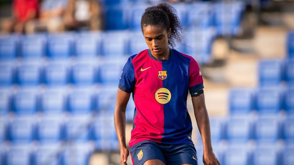 Esmee Brugts ante el Montpellier