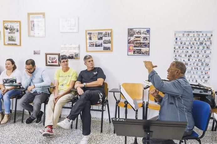 Clase magistral en el Conservatorio del Grupo Compay Segundo