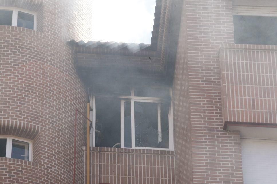 Incendio en una casa en San Antón