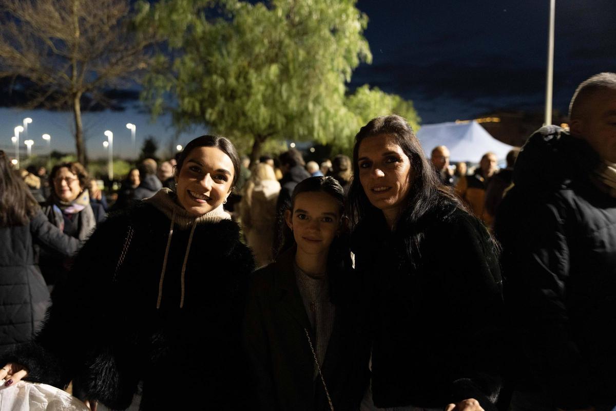 Fotogalería | Badajoz se vuelca un año más con la Noche de los Deseos a orillas del Guadiana