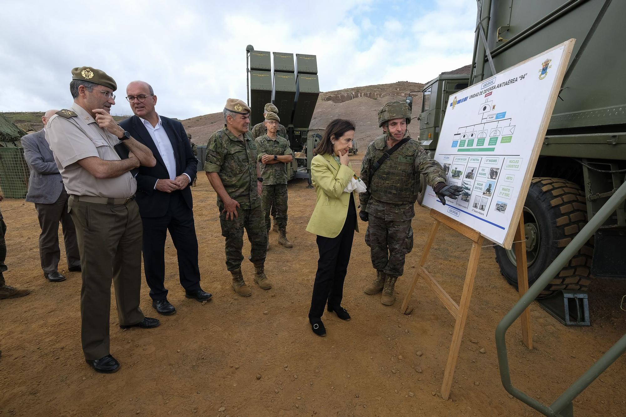 Visita de la ministra Margarita Robles a Gran Canaria (4/12/2022)