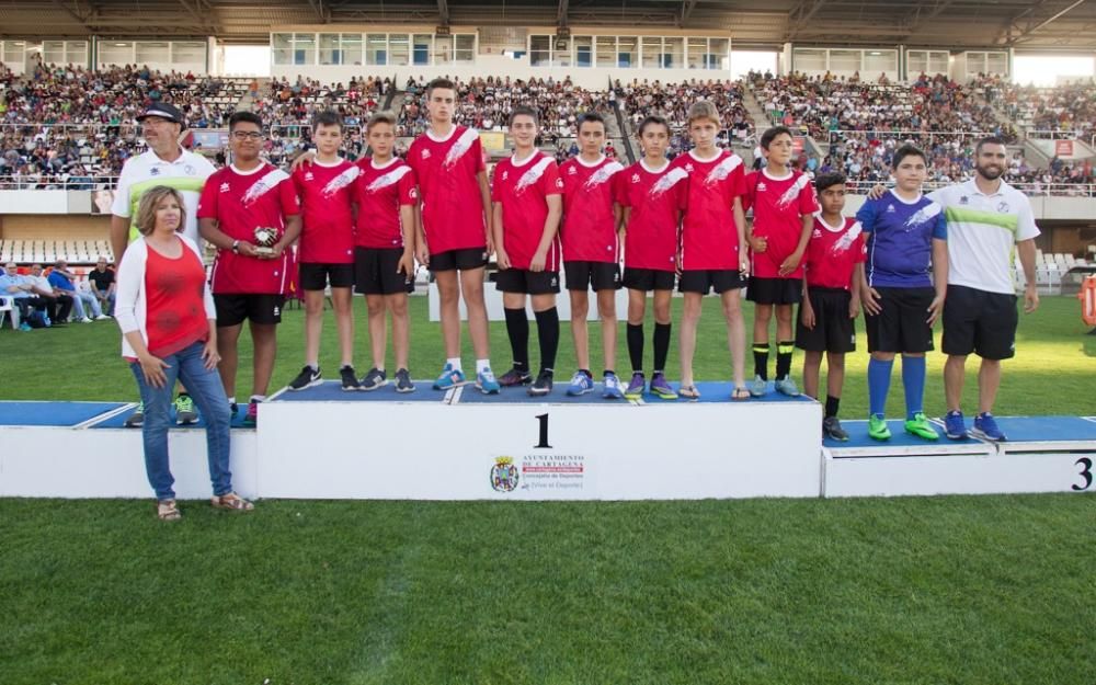 Clausura de la liga local de fútbol base de Cartag