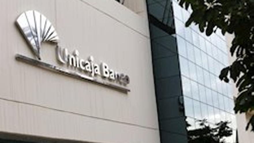 Unicaja Banco y Liberbank reúnen a sus accionistas para aprobar la fusión -  La Opinión de Málaga