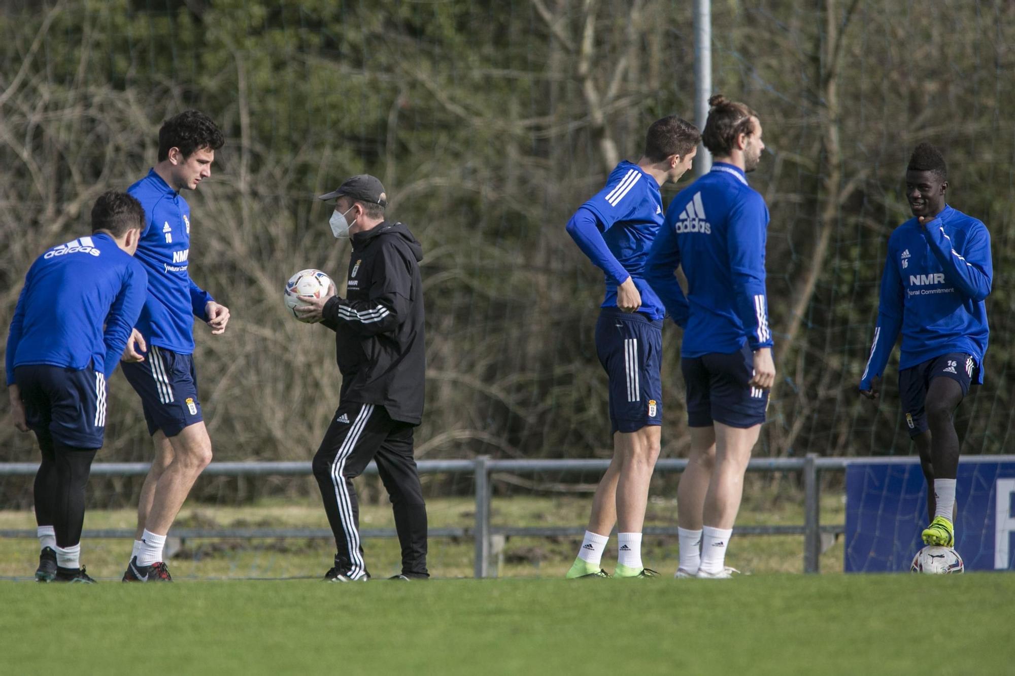 El entrenamiento del Oviedo tras la derrota ante el Albacete