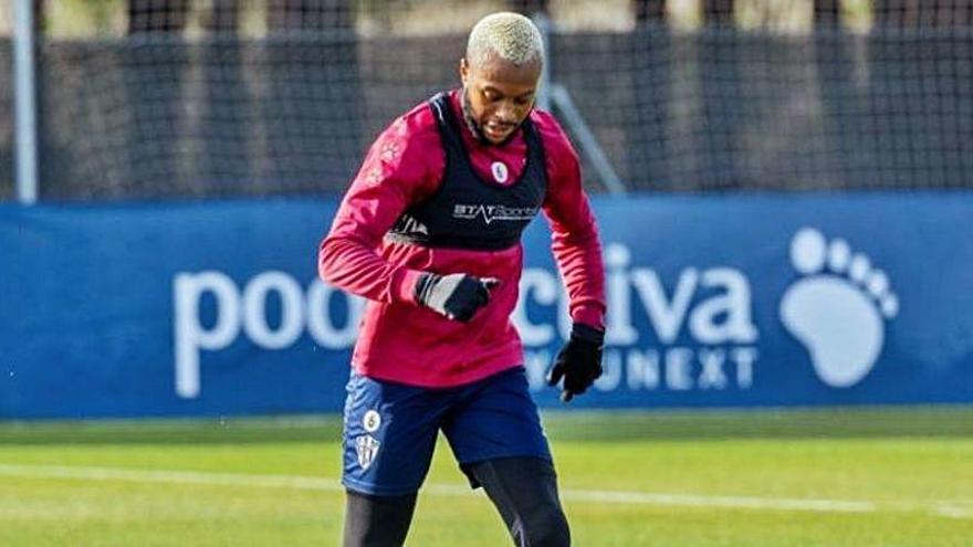 La charla de Doukouré que dio alas a la SD Huesca hacia Primera División