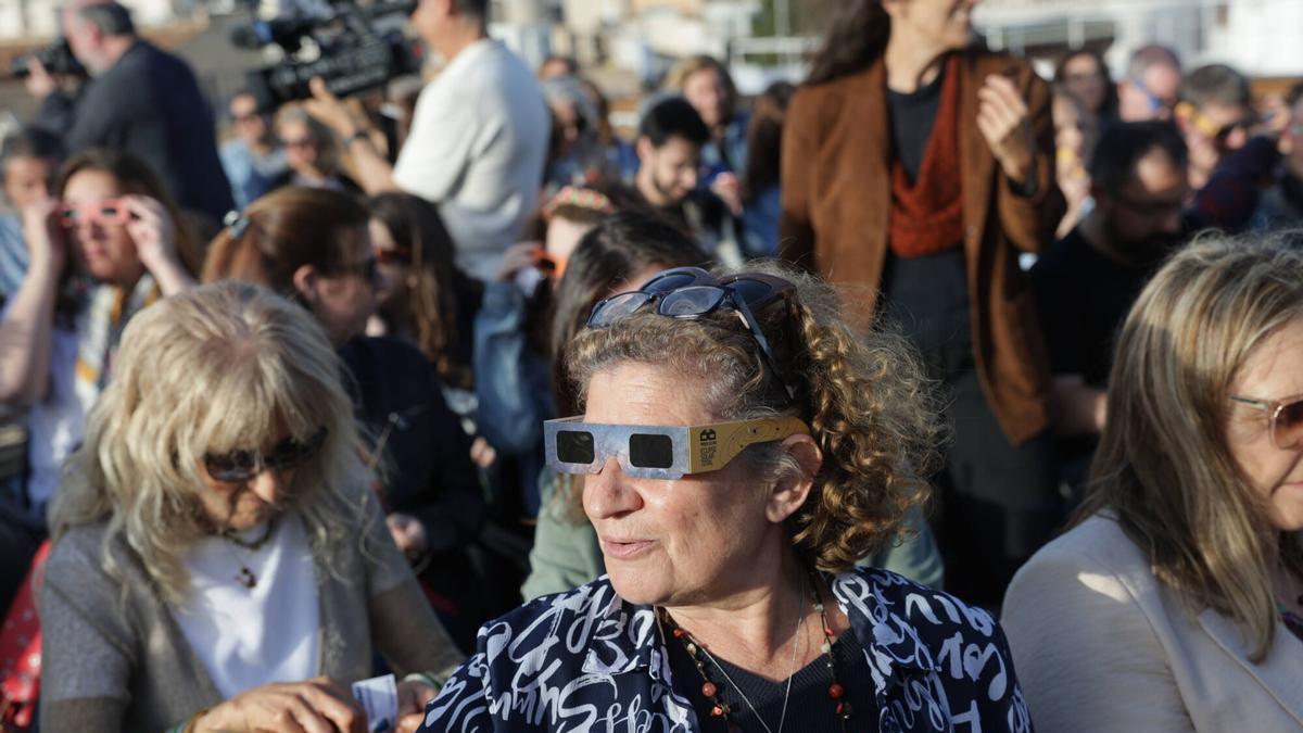 Taller de observación solar en el Estudi General Lul·lià