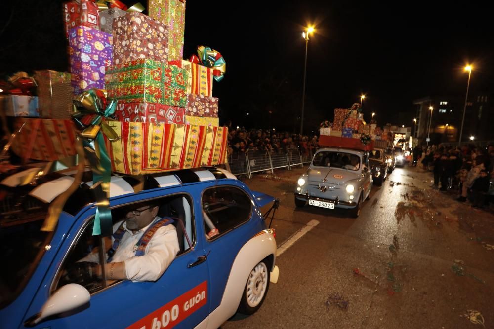 Cabalgata de Reyes 2019 en Gijón