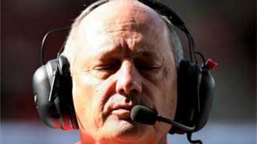 Ron Dennis no se habla con Alonso desde el GP de Hungría