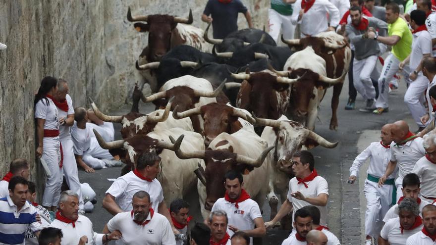 VÍDEO | &quot;Encierro&quot; molt veloç protagonitzat per un toro en solitari