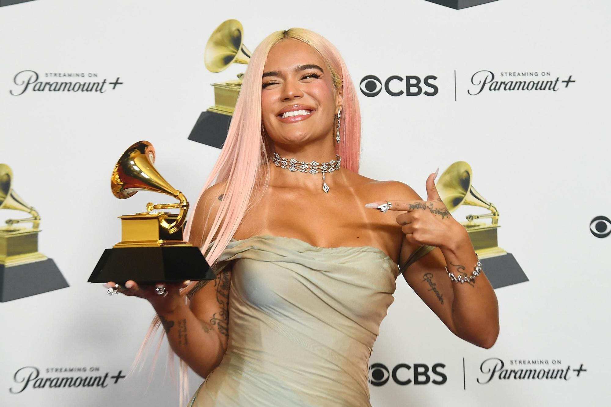 La colombiana Karol G y su premio Grammy 2024 a Mejor álbum de música urbana por 'Mañana será bonito'