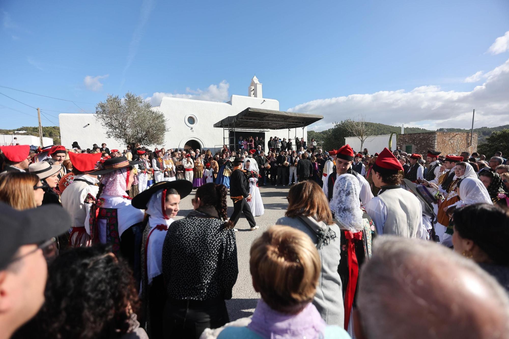 Todas las imágenes del día de Santa Inés en Ibiza