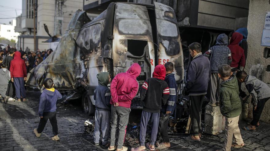 Vídeo | Cinc periodistes morts a Gaza en un atac per part de l'exèrcit israelià a prop d'un hospital