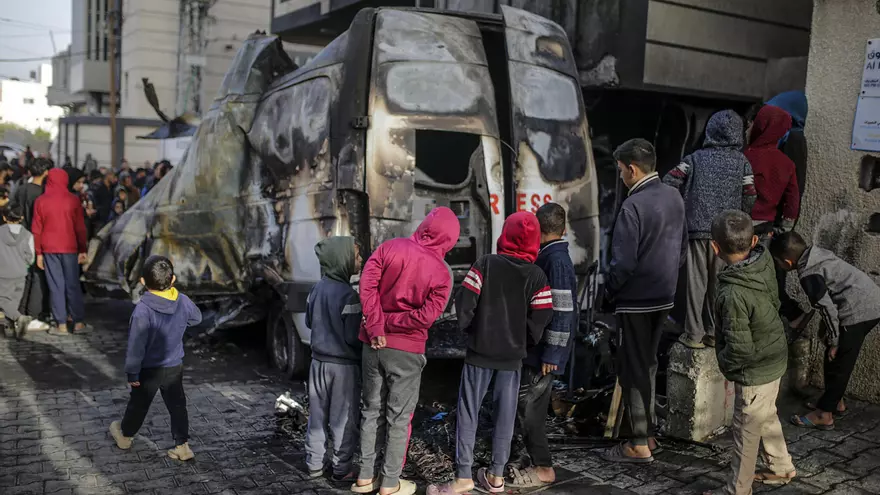 Vídeo | Cinc periodistes morts a Gaza en un atac per part de l'exèrcit israelià a prop d'un hospital