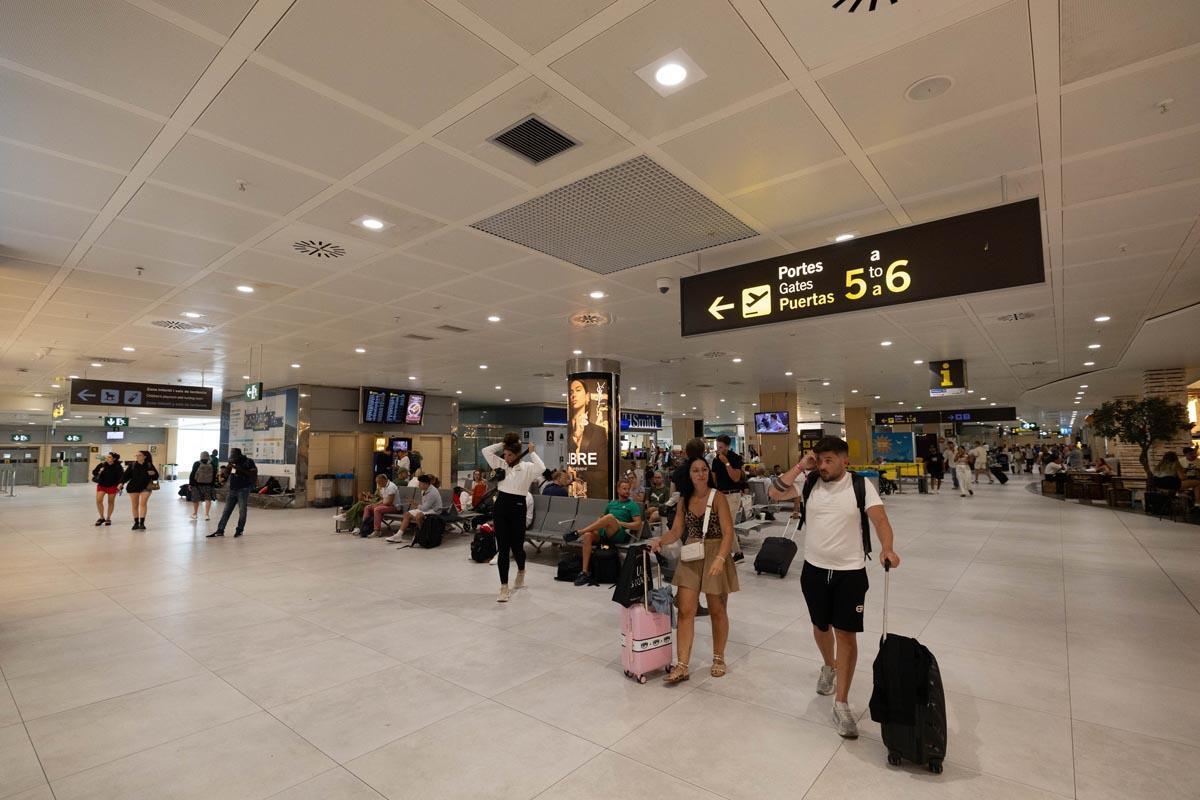 Así es un día en el aeropuerto de Ibiza Así es un día en el aeropuerto de Ibiza