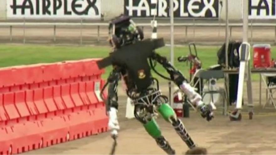 Curiosa competición de robots en California