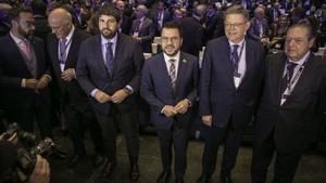 Los presidentes de la Generalitat, Pere Aragonès, el valenciano Ximo Puig y el de MurciaFernando López Miras y  Vicente Boluda en el acto que ha reuunido a1.500 empresarios en Barcelona para pedir que se acabe el corredor mediterráneo 