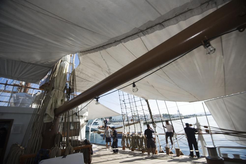 El ''Unión'', de la Armada de Perú, en A Coruña