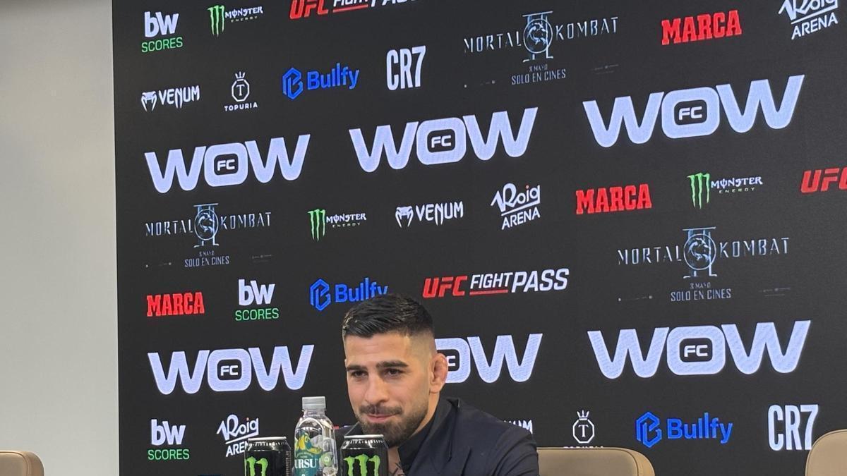 Ilia Topuria en la rueda de prensa postevento en el Roig Arena
