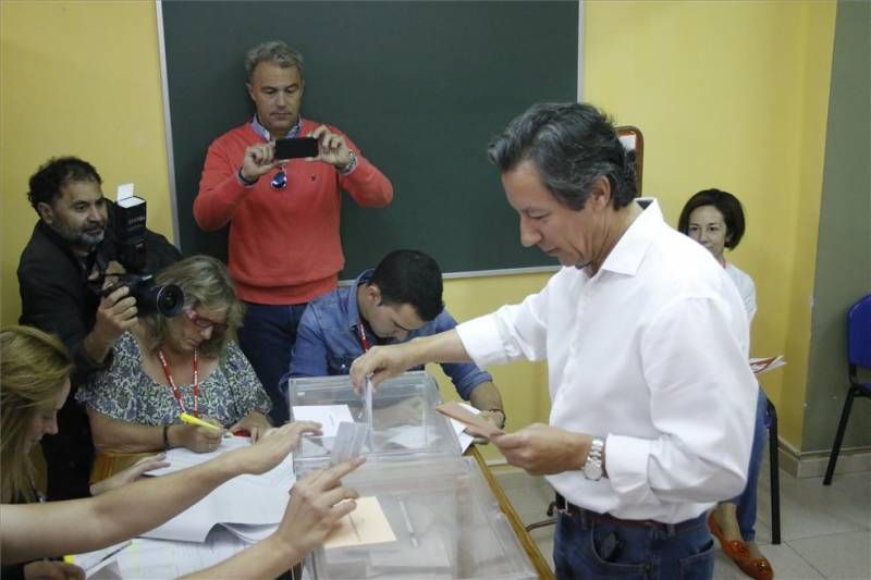 Imágenes de la jornada electoral en Extremadura