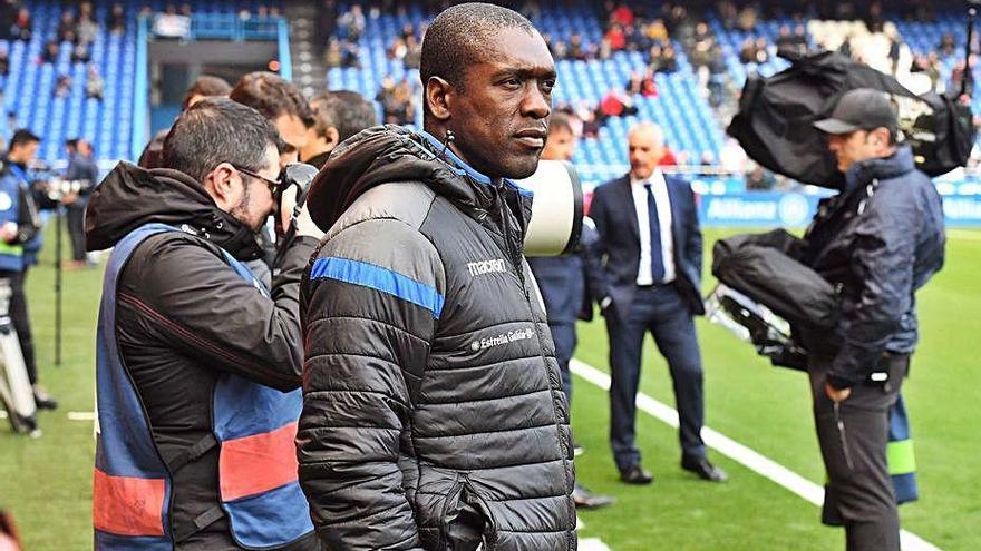 Clarence Seedorf, en un partido en Riazor.