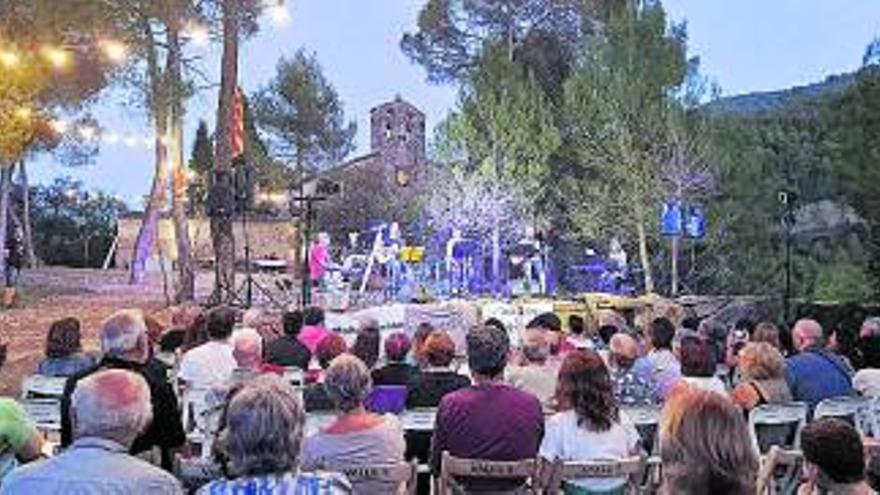 Més de tres-centes persones participen a la Festa Major de Coaner, que recupera el seu format ampli