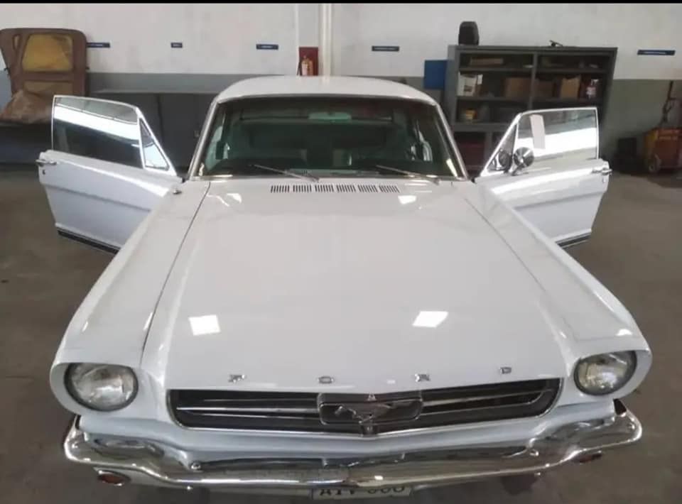 Ford Mustang primera edición ensamblado en EEUU de 1965. A Coruña. Precio: 50 000