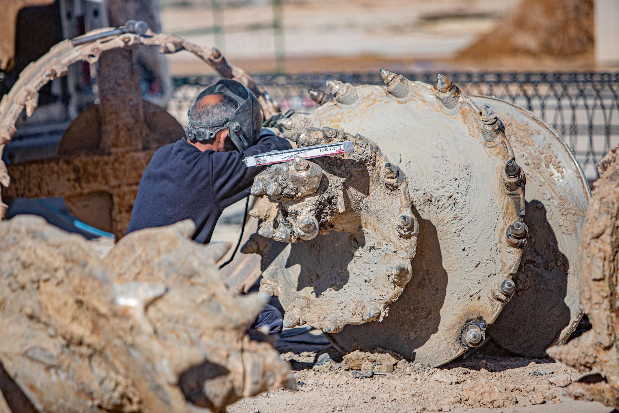 Obras de bombeo del nuevo puerto de Torrevieja