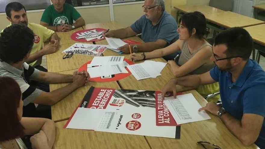 La candidata socialista en su reunión con los sindicalistas. // FdV