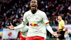 Así juega Yan Diomande, extremo del Leipzig