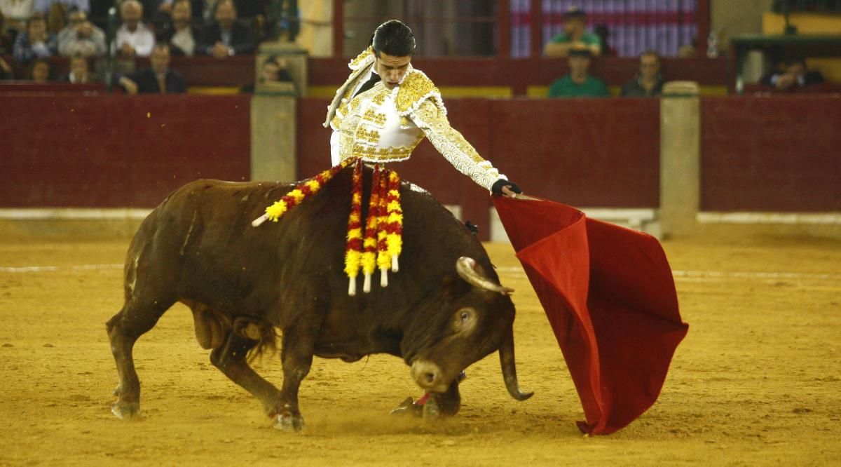 Juan José Padilla se retira en Zaragoza