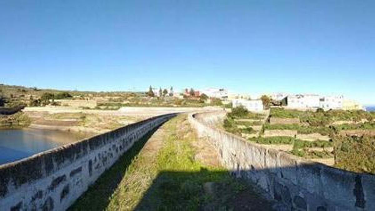 Vista panorámica de las presas de Pinto de Arucas y su entorno.