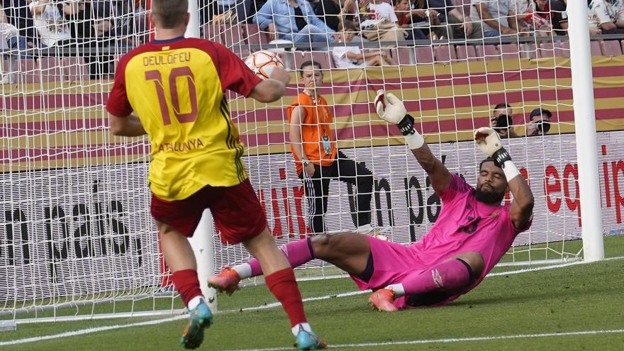 Deulofeu lidera el recital de Catalunya (6-0)