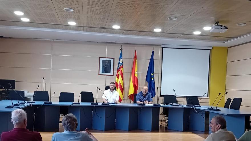 300 viviendas quedan a salvo en la playa de la Pobla de Farnals tras rectificar Costas el deslinde