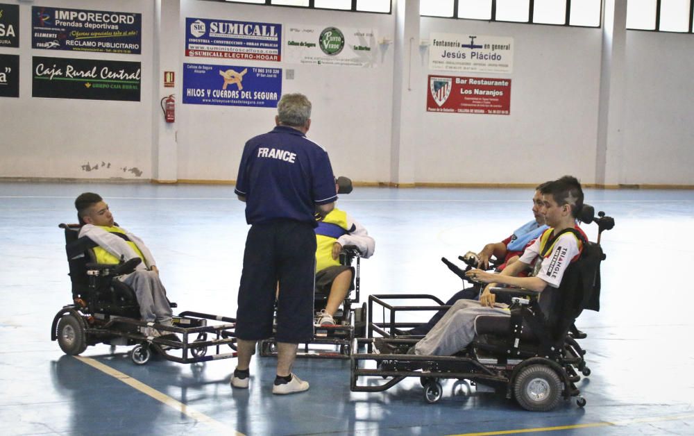 La Selección de Francia de «powerchair» se entrena en Callosa de Segura