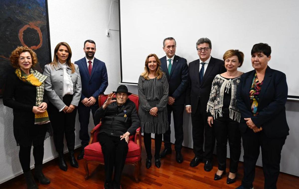 Los representantes institucionales de la Isla en Madrid.  | EL DÍA