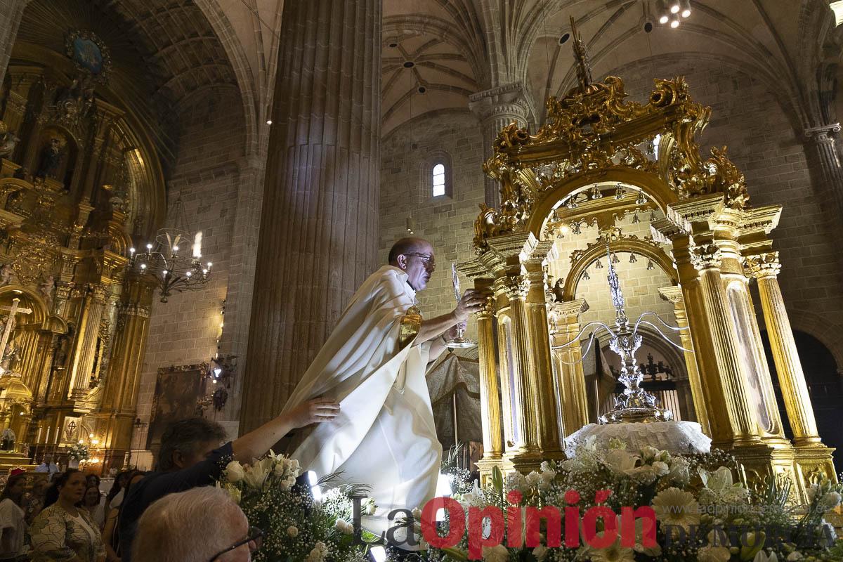 El Corpus procesiona por las calles de Caravaca El Corpus procesiona por las calles de Caravaca