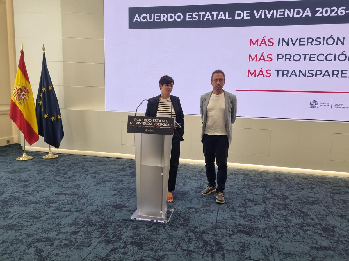 La Ministra con el consejero Ovidio Zapico